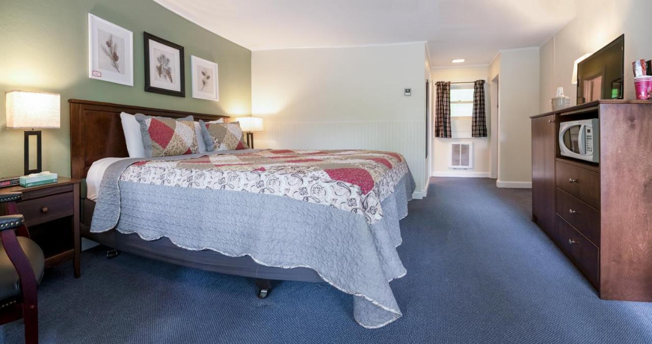 בר הרבור Acadia Pines Motel מראה חיצוני תמונה